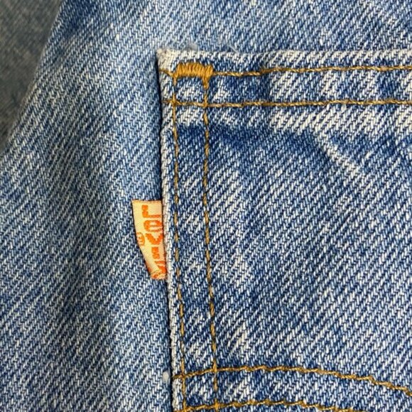 Vintage Levi’s 631 White Orange Tab Light Wash Curvy High Rise Mom Jeans 28 - Picture 4 of 15